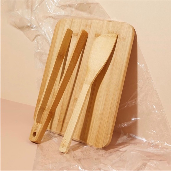 NEW Core Bamboo Serving Board, Spatula, & Tongs - Picture 2 of 6
